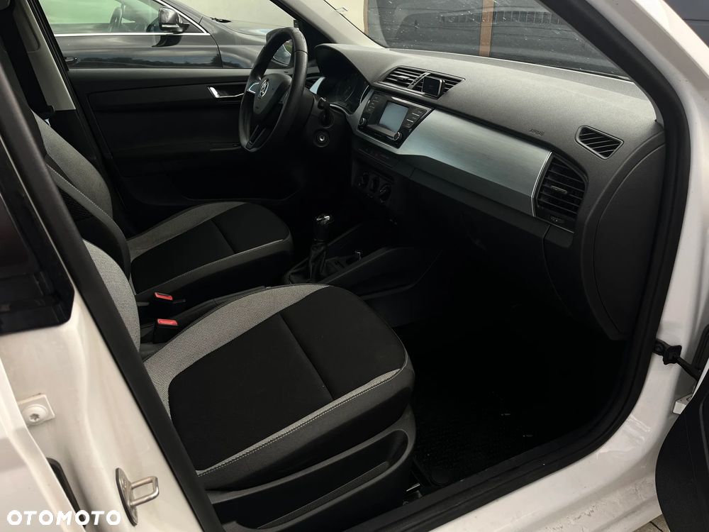 Skoda Fabia 1.2 TSI Ambition - 11