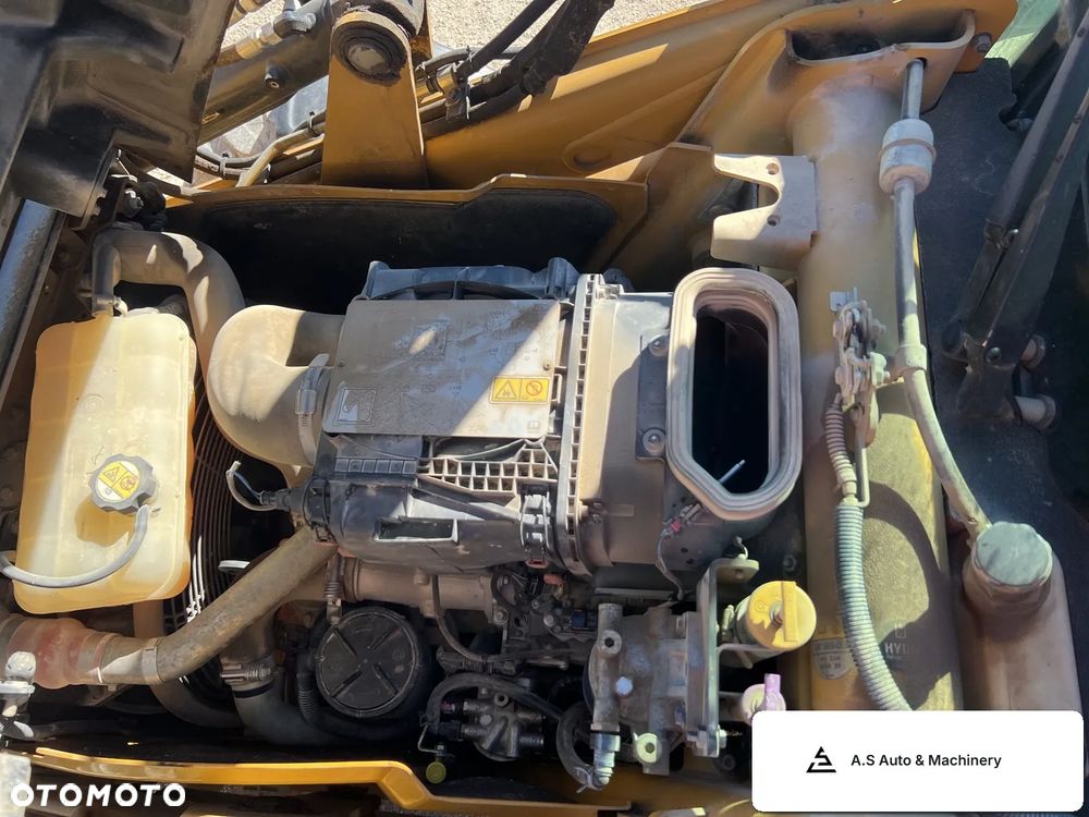 Caterpillar 432F2 - 22