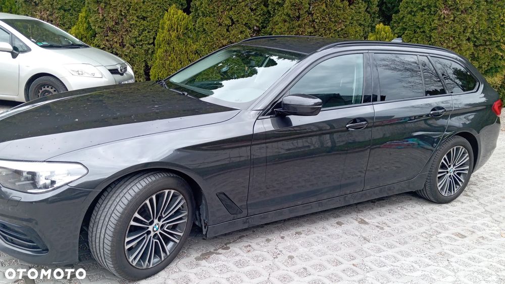 BMW Seria 5 540i xDrive - 6