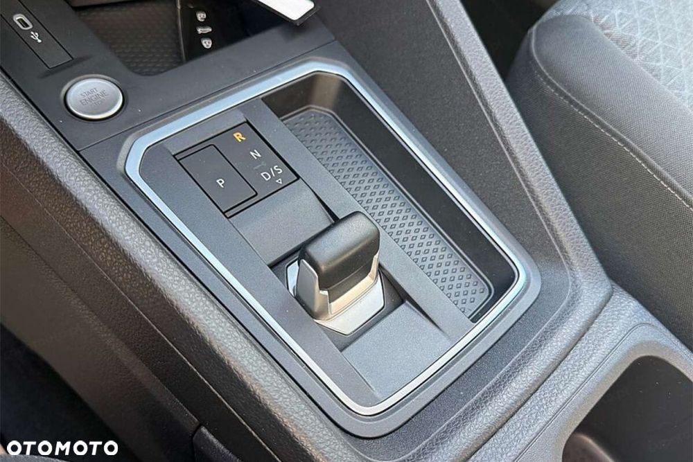 Ford Tourneo Connect - 12