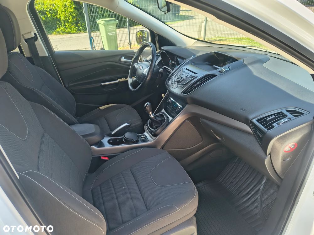 Ford Kuga 2.0 TDCi 2x4 Champions Edition - 20