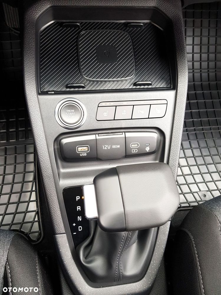 Kia Stonic 1.0 T-GDI L Business Line DCT - 29