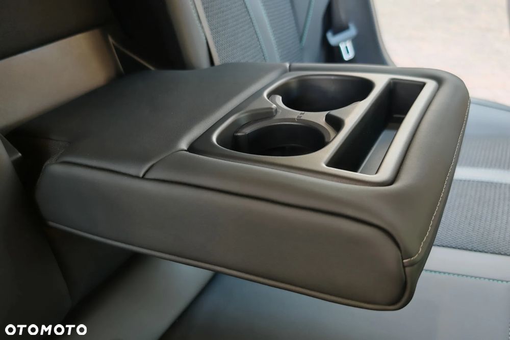 Peugeot 308 1.5 BlueHDi Allure S&S EAT8 - 21