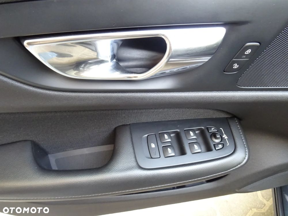 Volvo V60 D3 Geartronic Kinetic - 15