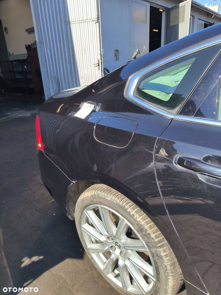 ĆWIARTKA BŁOTNIK PRAWY TYŁ VOLVO S90 II 717 - 2