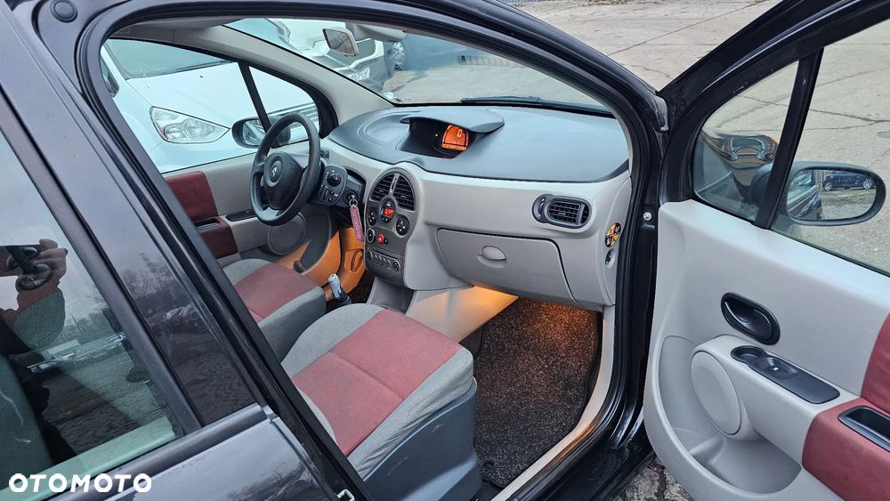 Renault Modus 1.2 16V Soleil - 11