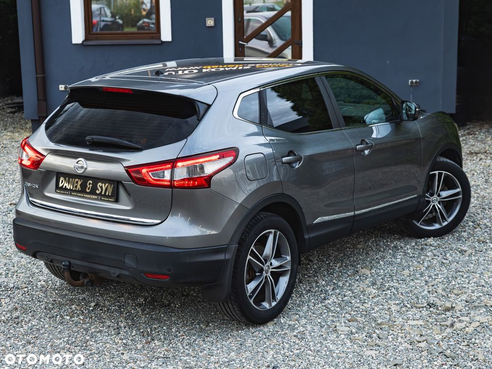 Nissan Qashqai 1.6 DCi Xtronic N-Connecta - 10