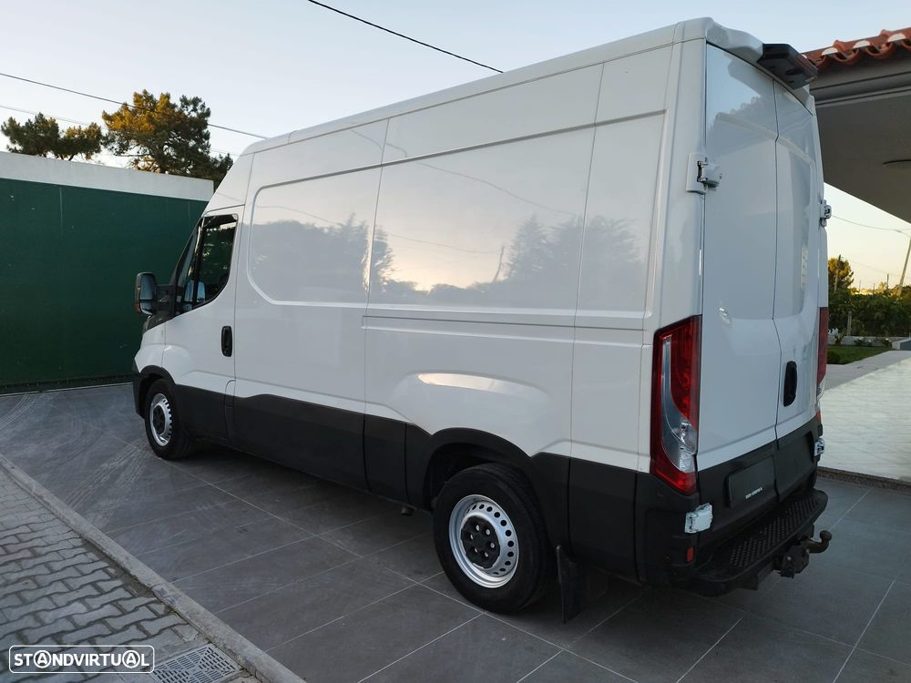 Iveco Daily 2.3 35S15 L2H2 - 14
