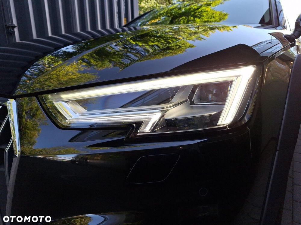 Audi A4 Allroad - 36