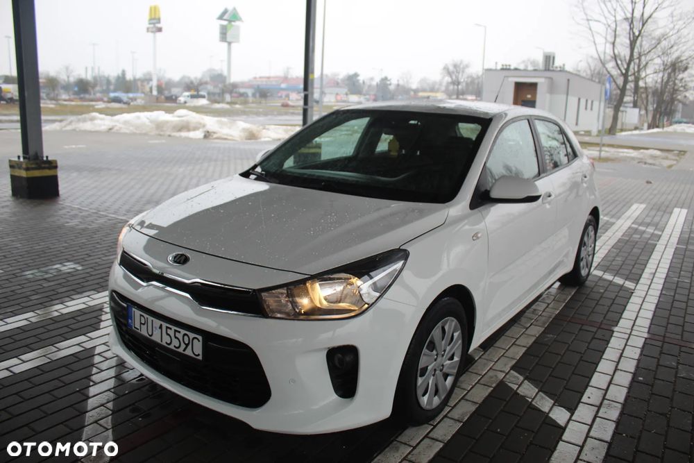 Kia Rio 1.4 L - 2