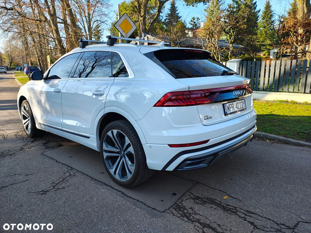 Audi Q8 - 8