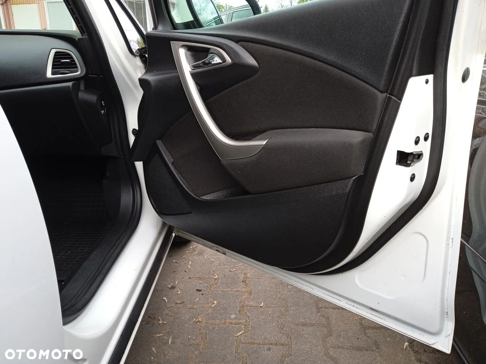 Opel Astra 1.4 Sport - 22