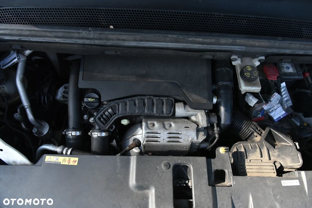 Citroën C4 Picasso 1.2 PureTech Shine S&S - 17