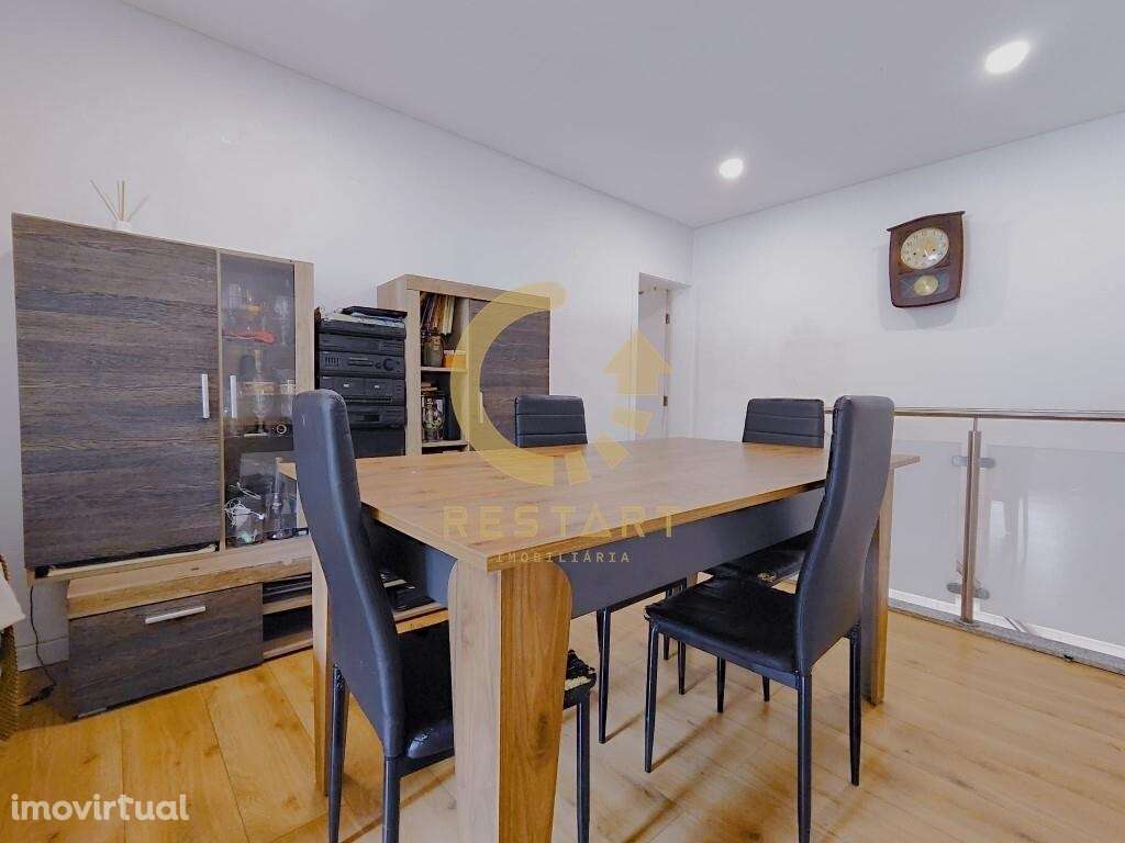 Moradia Geminada T1+1 Renovada – Guifões, Matosinhos - Grande imagem: 4/31