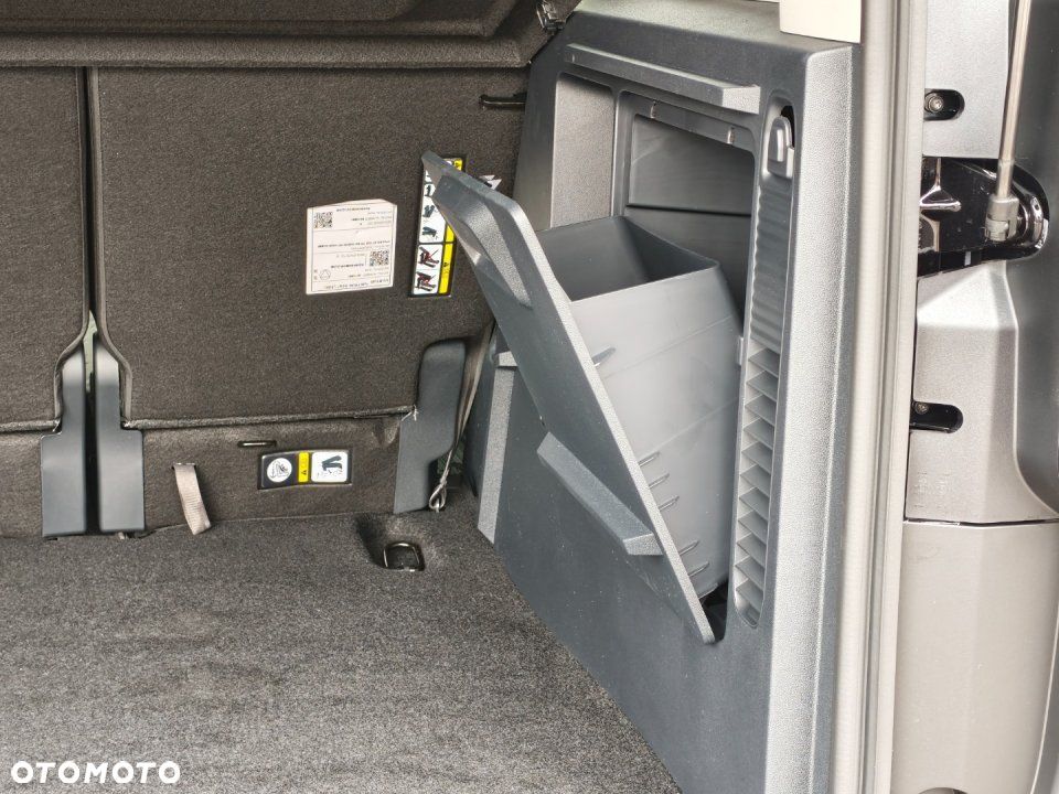 Ford Tourneo Courier - 25