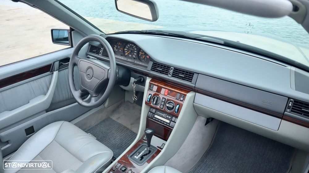Mercedes-Benz E 220 - 41