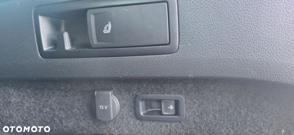 Volkswagen Passat 2.0 TDI 4Mot Elegance DSG - 30