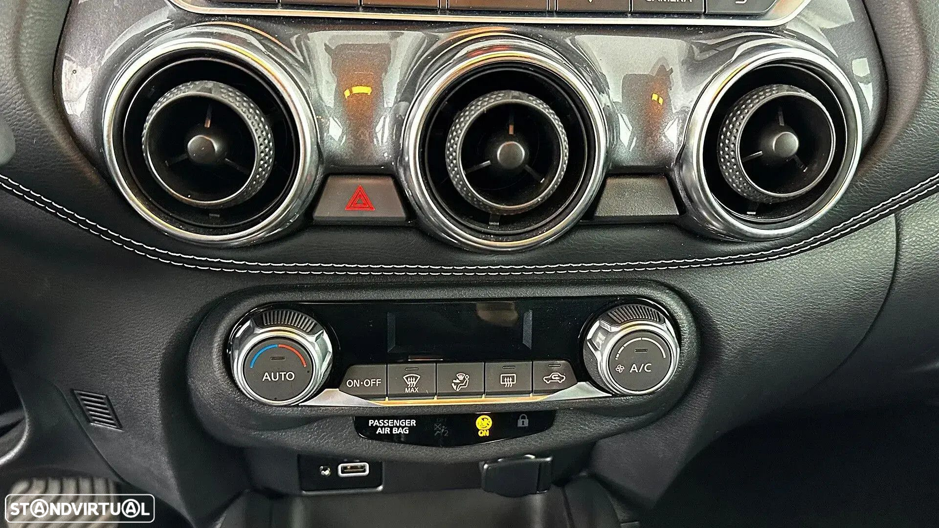 Nissan Juke 1.0 DIG-T N-Connecta NAV. DCT - 39
