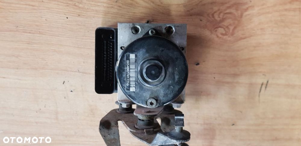 GOLF V LEON II OCTAVIA II POMPA ABS 1K0907379Q - 1