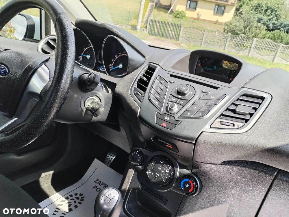Ford Fiesta - 18