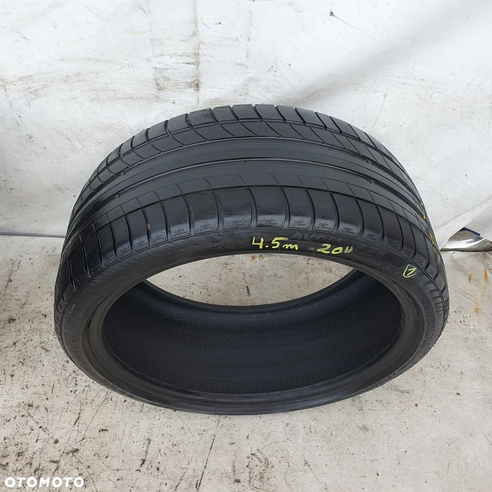 Opona AVON 255/35 R20 - 1