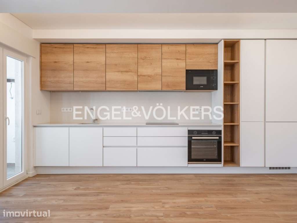 Apartamento T2+1 Totalmente Remodelado na Amadora - Grande imagem: 3/26