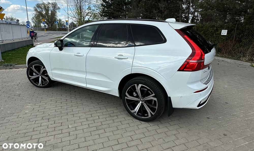 Volvo XC 60 B6 B AWD R-Design - 22