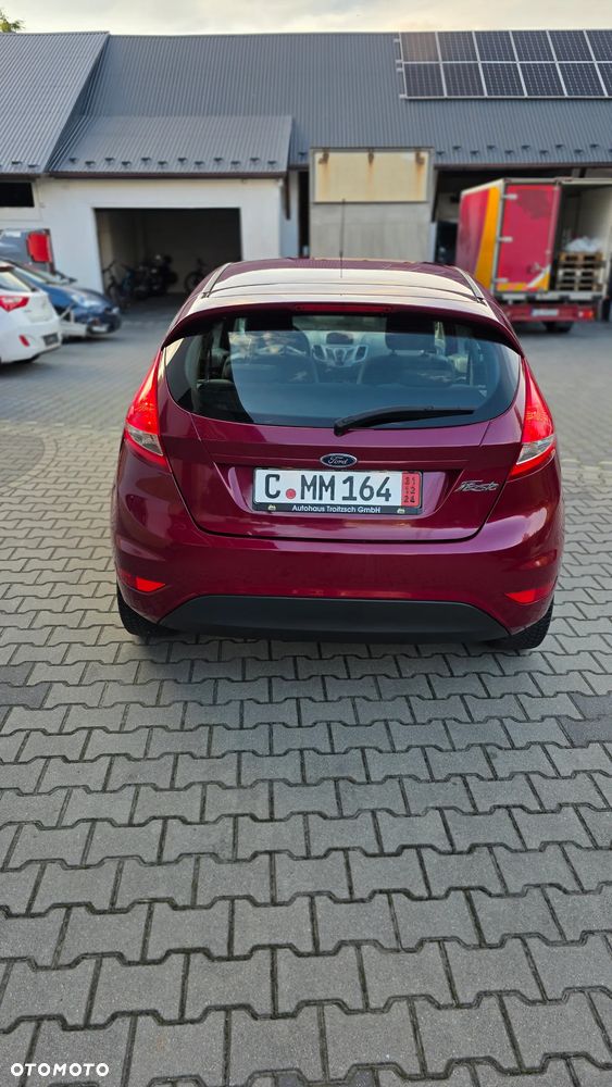 Ford Fiesta 1.25 Celebration - 8