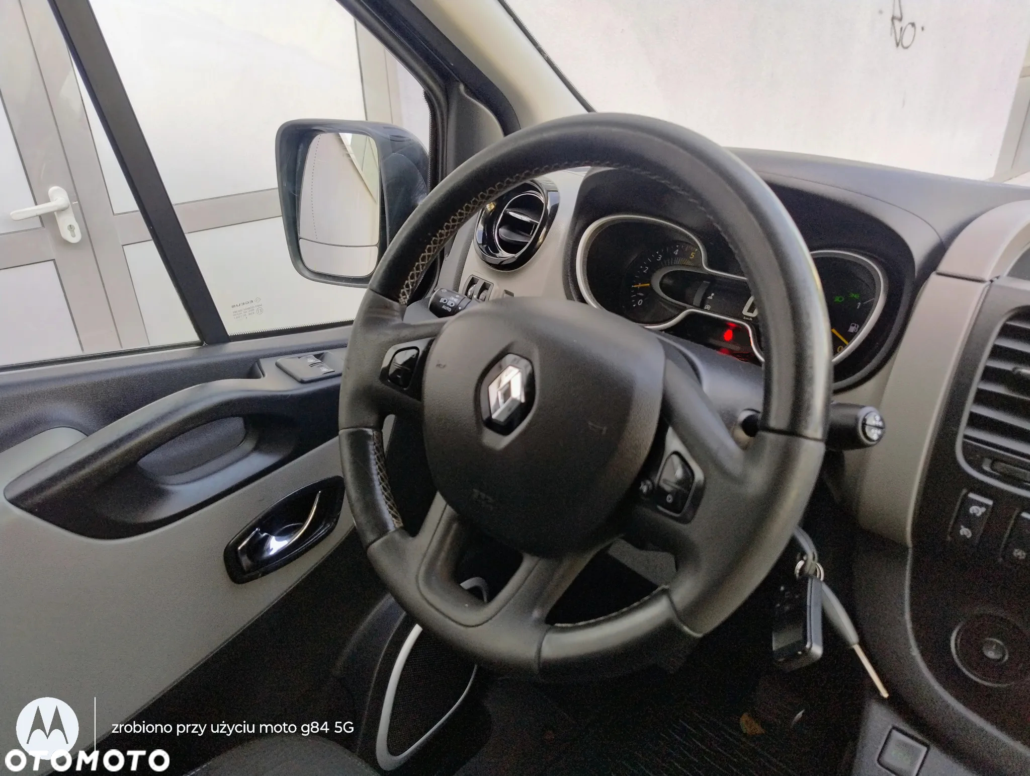 Renault TRAFIC 1.6 DCI (145KM) LONG (L2H1) STAN IDEALNY FULL OPCJA KLIMA NAWIGACJA TEMPOMAT WEBASTO 100% BEZWYPADKOWY NIE MA RDZY ! ! ! - 12