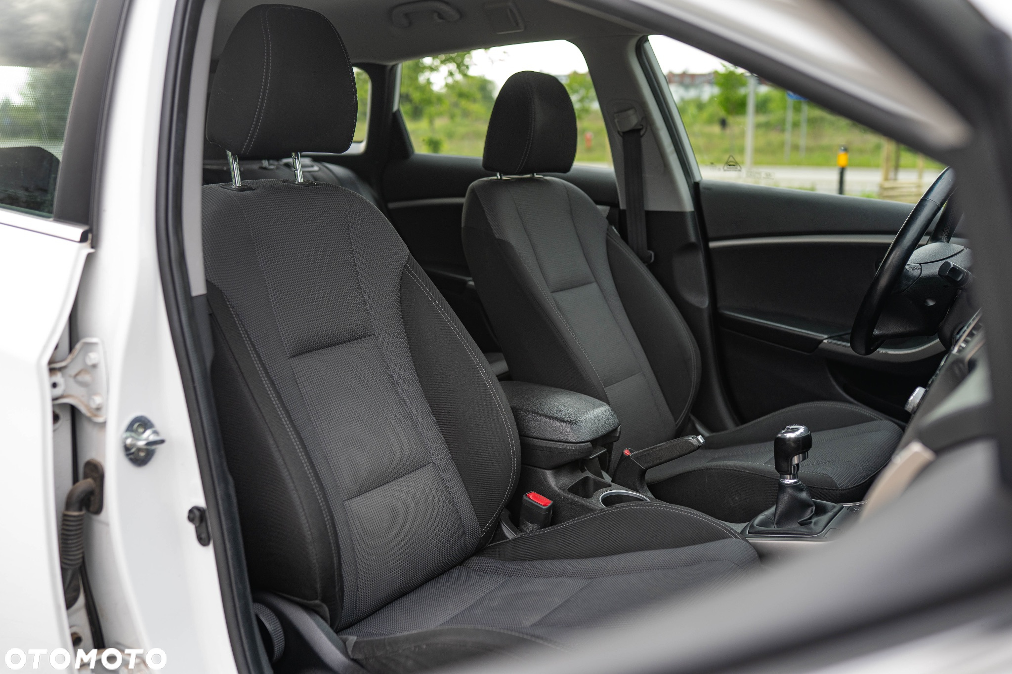 Hyundai i30 1.6 GDI BlueDrive Comfort - 40