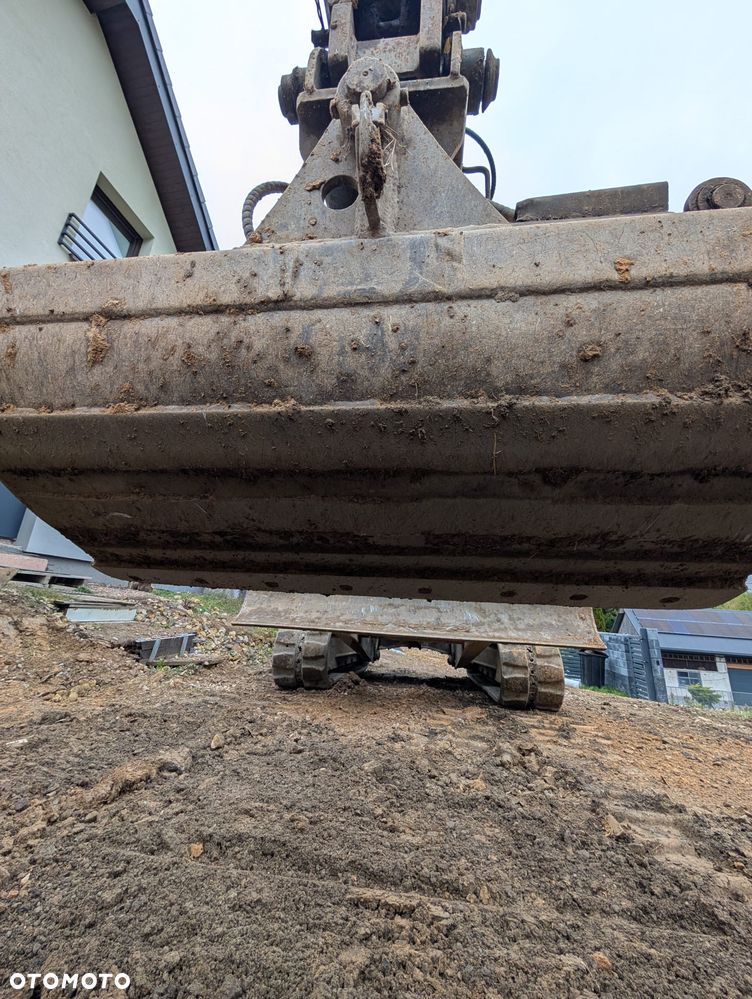 JCB 8052 - 21