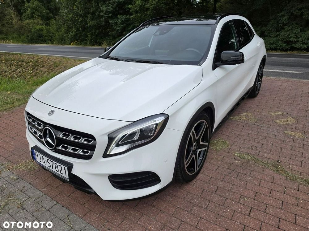 Mercedes-Benz GLA 220 4-Matic AMG Line - 2