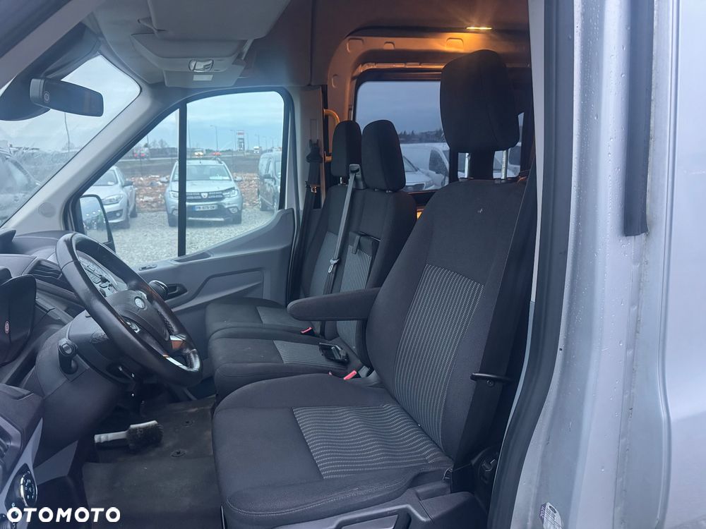 Ford Transit - 10