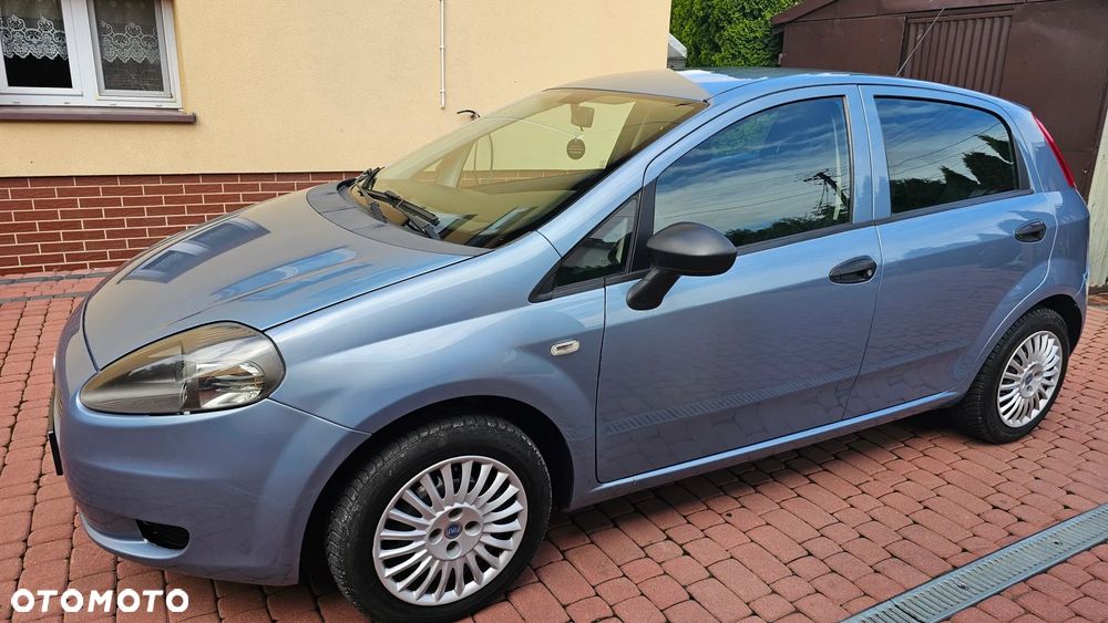 Fiat Grande Punto Actual 1.2 8V Estiva - 15