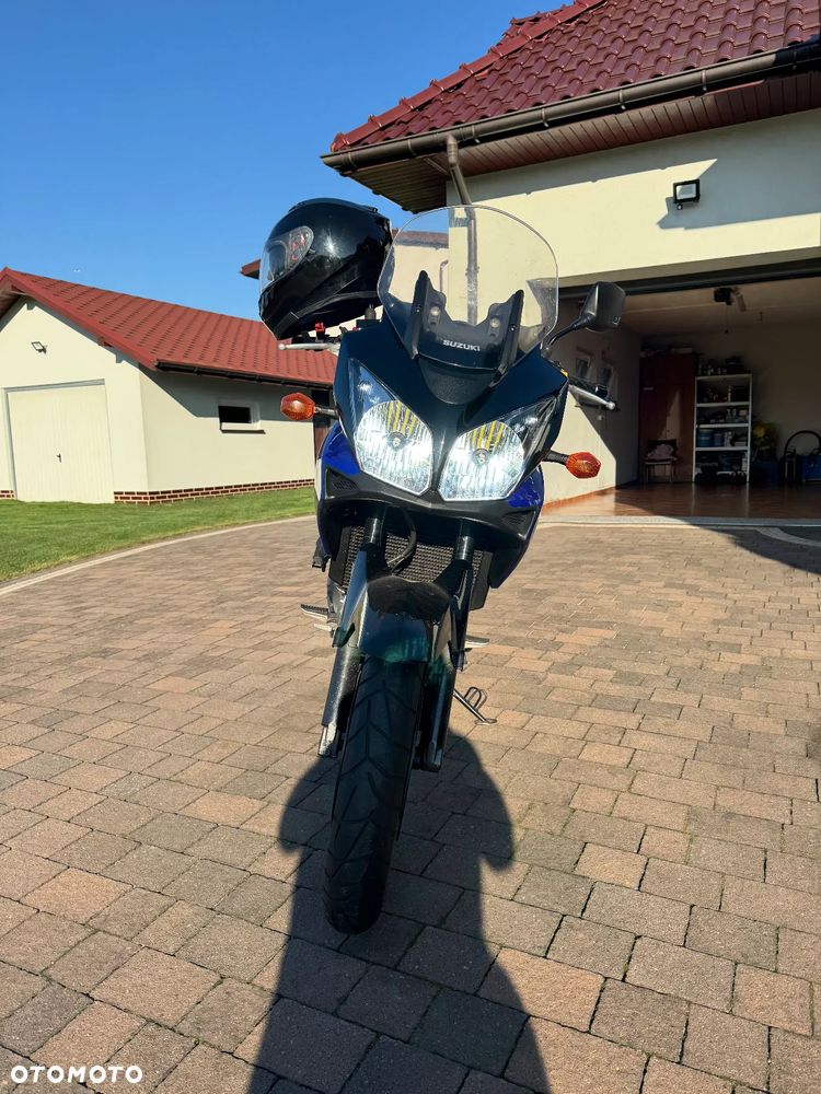 Suzuki V-STROM - 6