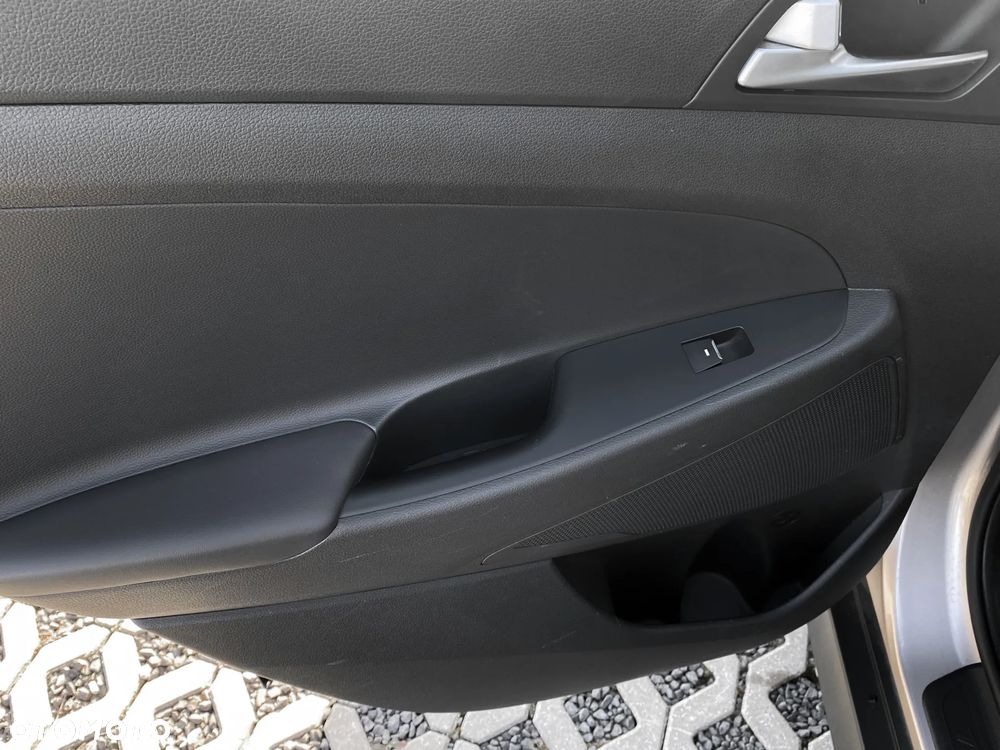 Hyundai Tucson 1.6 GDi Comfort 2WD - 17