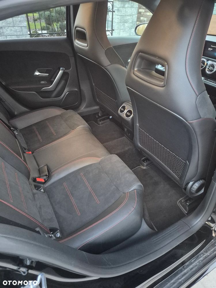 Mercedes-Benz Klasa A 200 d 4Matic 8G-DCT Advanced AMG Line - 18