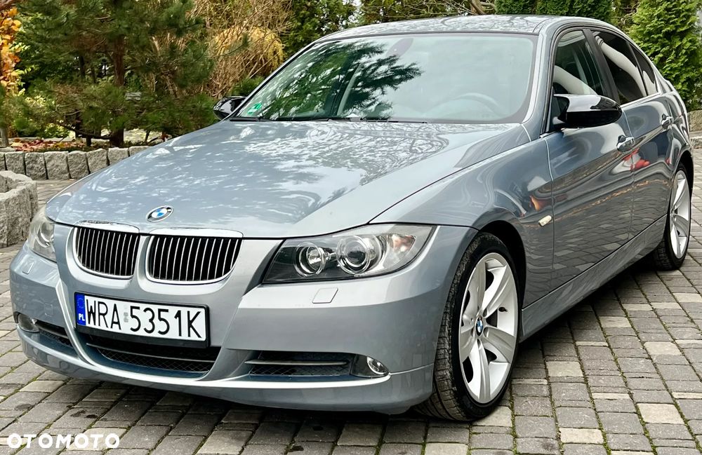 BMW Seria 3 325i - 17