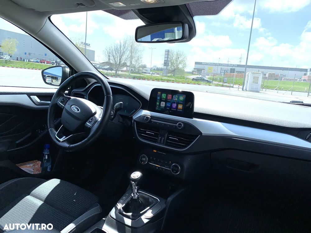 Ford Focus 1.0 EcoBoost Titanium - 3