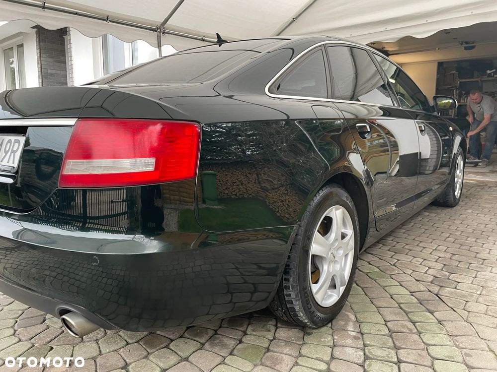 Audi A6 Limousine 2.4 - 3