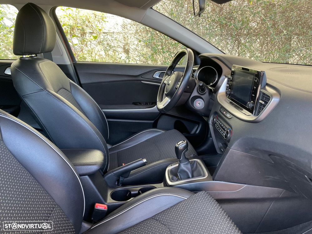 Kia XCeed 1.0 T-GDI Dynamic - 12