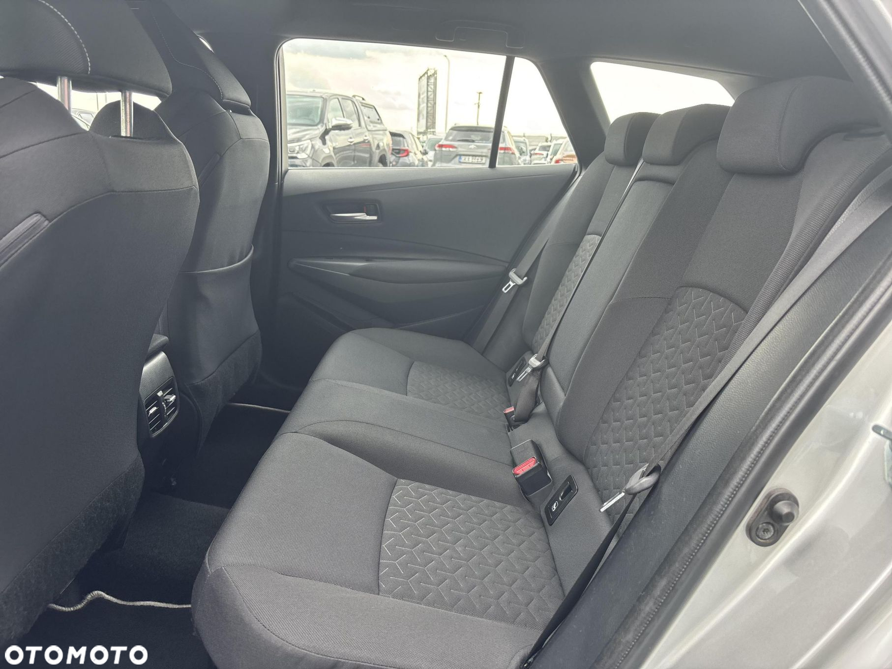 Toyota Corolla - 9