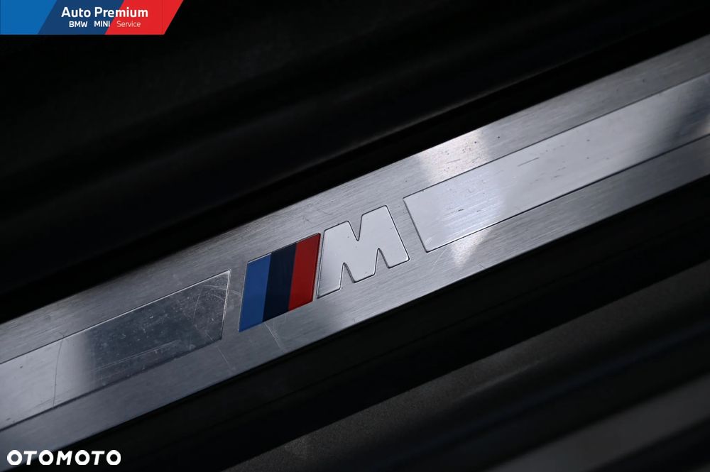 BMW Seria 3 330i xDrive M Sport sport - 24