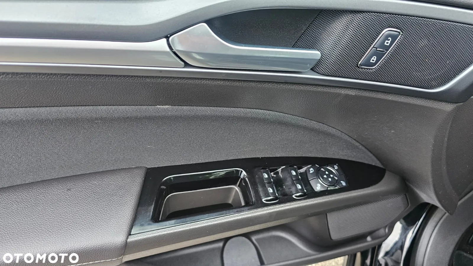 Ford Mondeo 2.0 TDCi PowerShift-Aut Allrad Titanium - 28