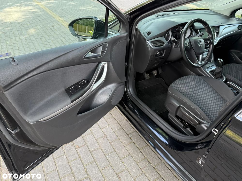 Opel Astra 1.4 Turbo Edition - 19