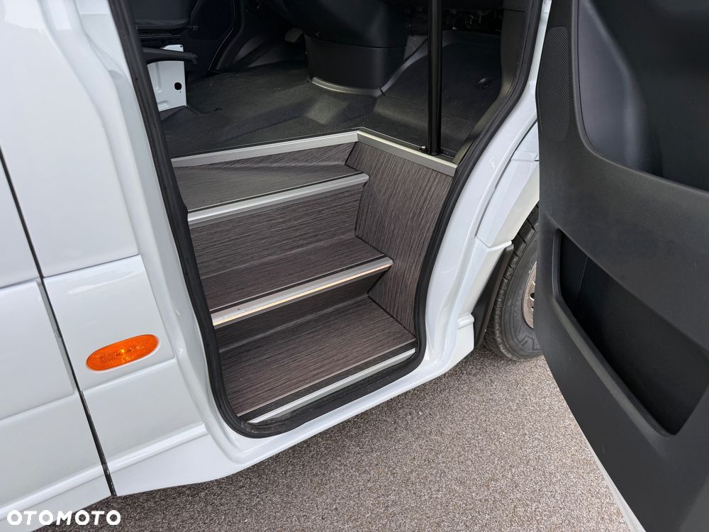 Mercedes-Benz Sprinter 519 - 38