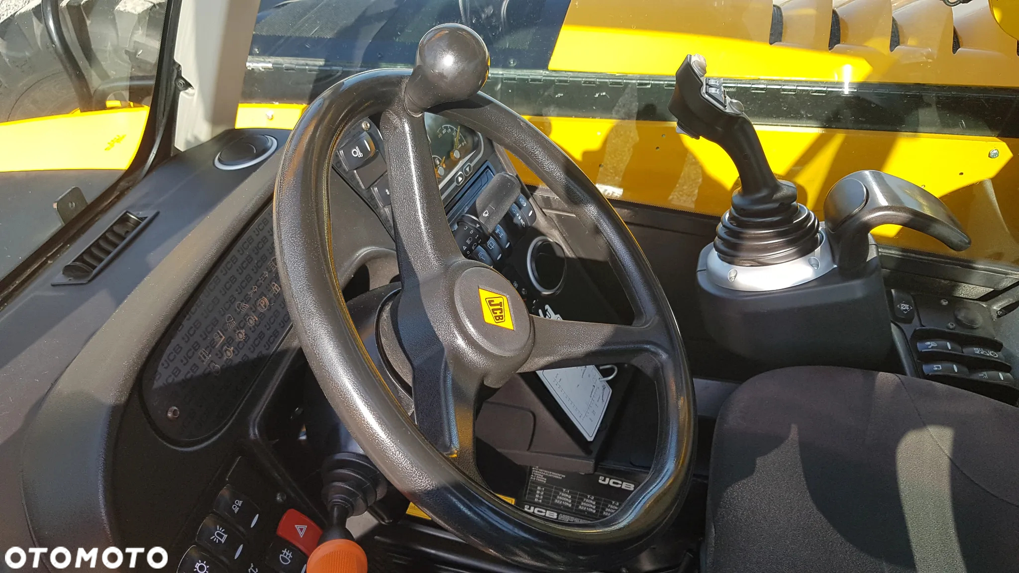 JCB 531-70 Agri Super 2018R - 22