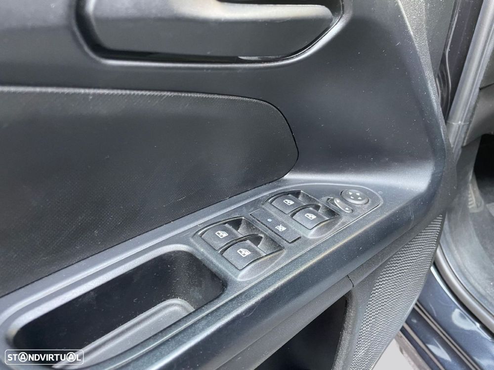 Fiat Tipo Station Wagon 1.3 M-Jet Street - 18