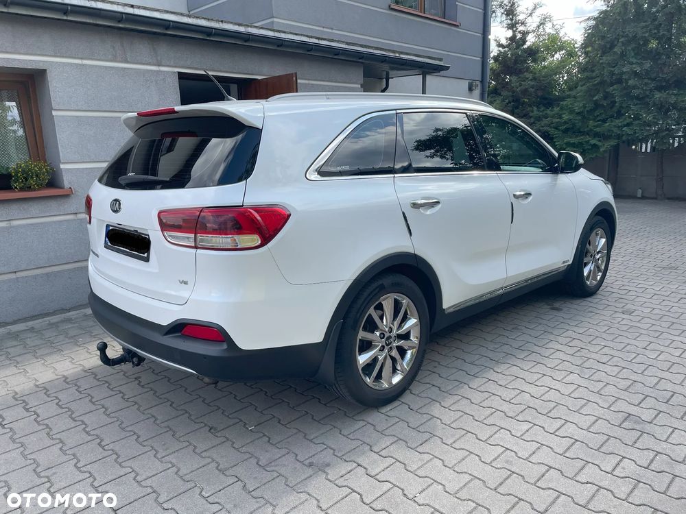 Kia Sorento - 4