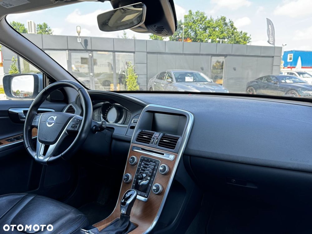 Volvo XC 60 T5 AWD Geartronic Linje Inscription - 14